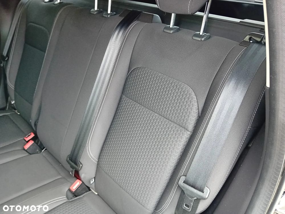 Ford Kuga 2.0 TDCi 4x4 Titanium - 29