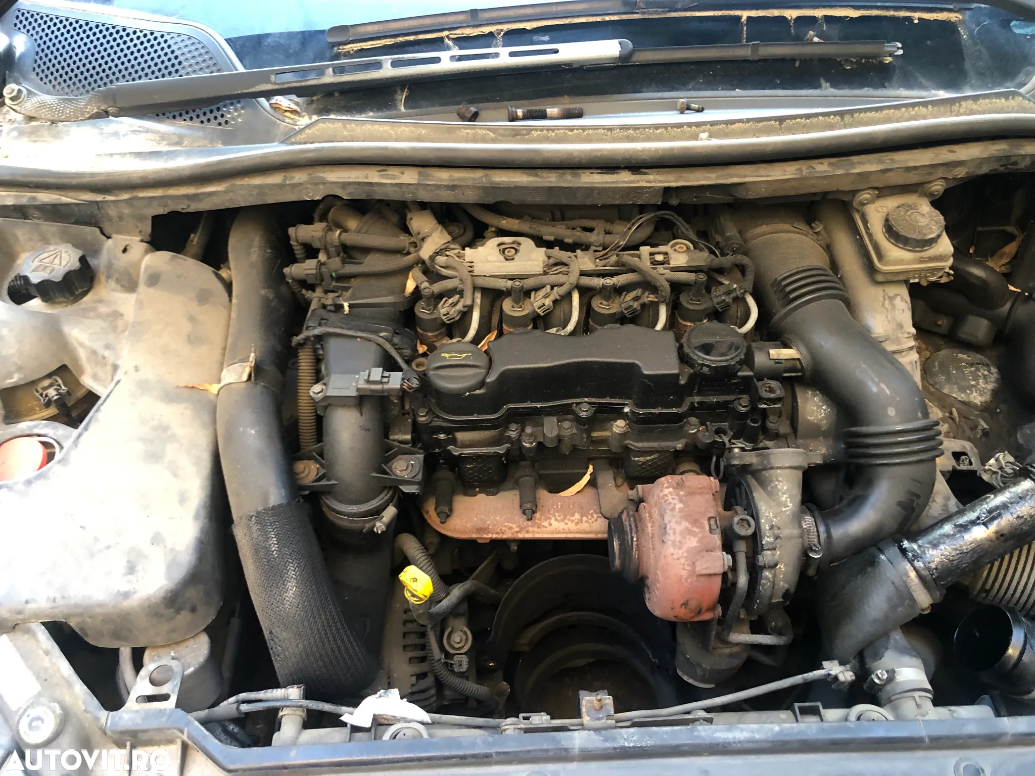 Dezmembrez Citroen C4 negru 2006 - 9