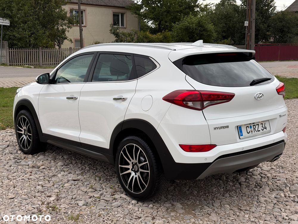 Hyundai Tucson 2.0 CRDI 4WD Automatik Premium - 7