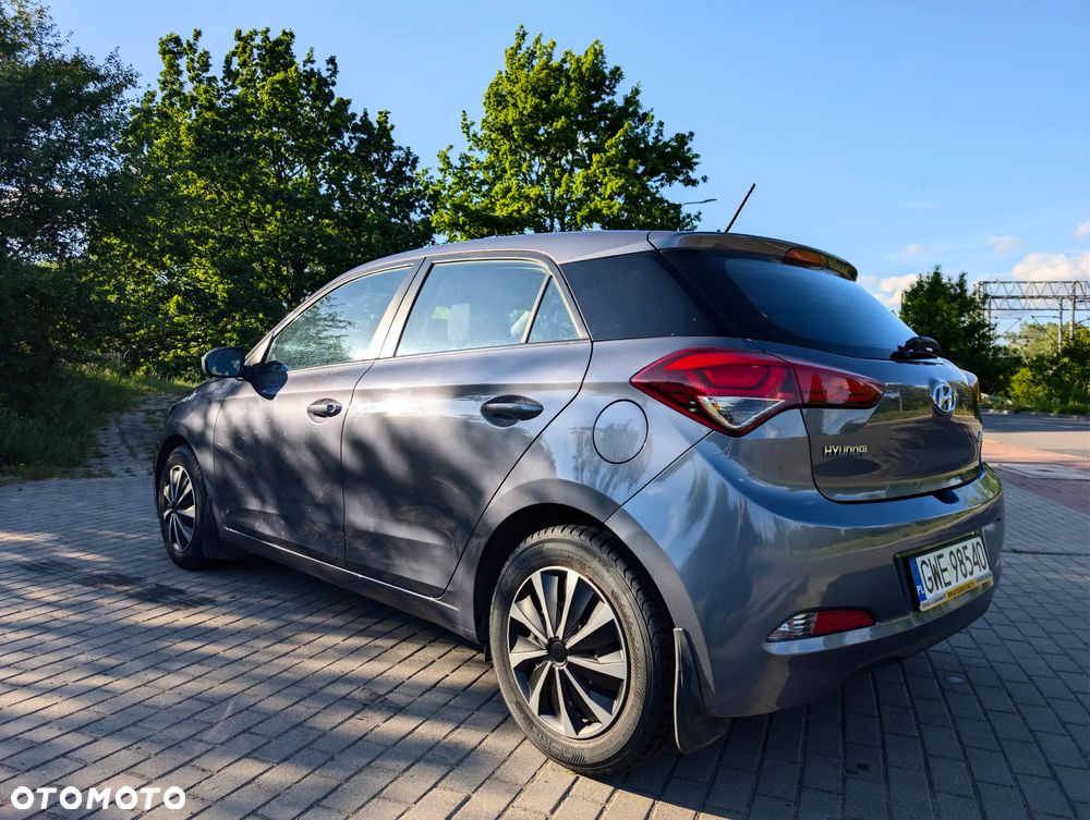 Hyundai i20 1.2 Fresh - 4