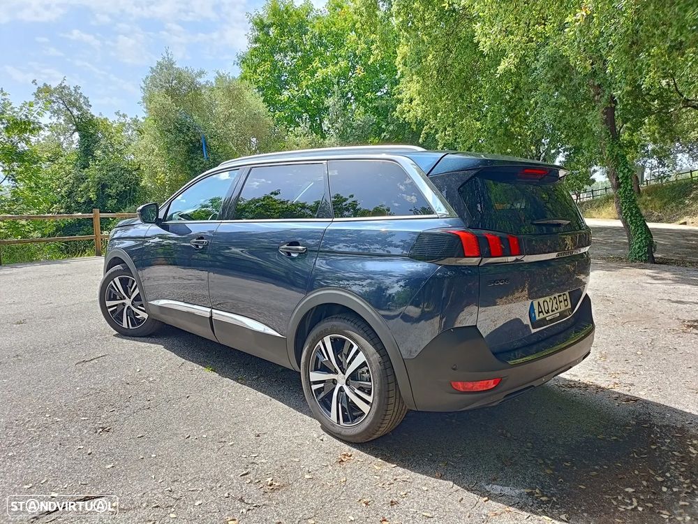 Peugeot 5008 - 4
