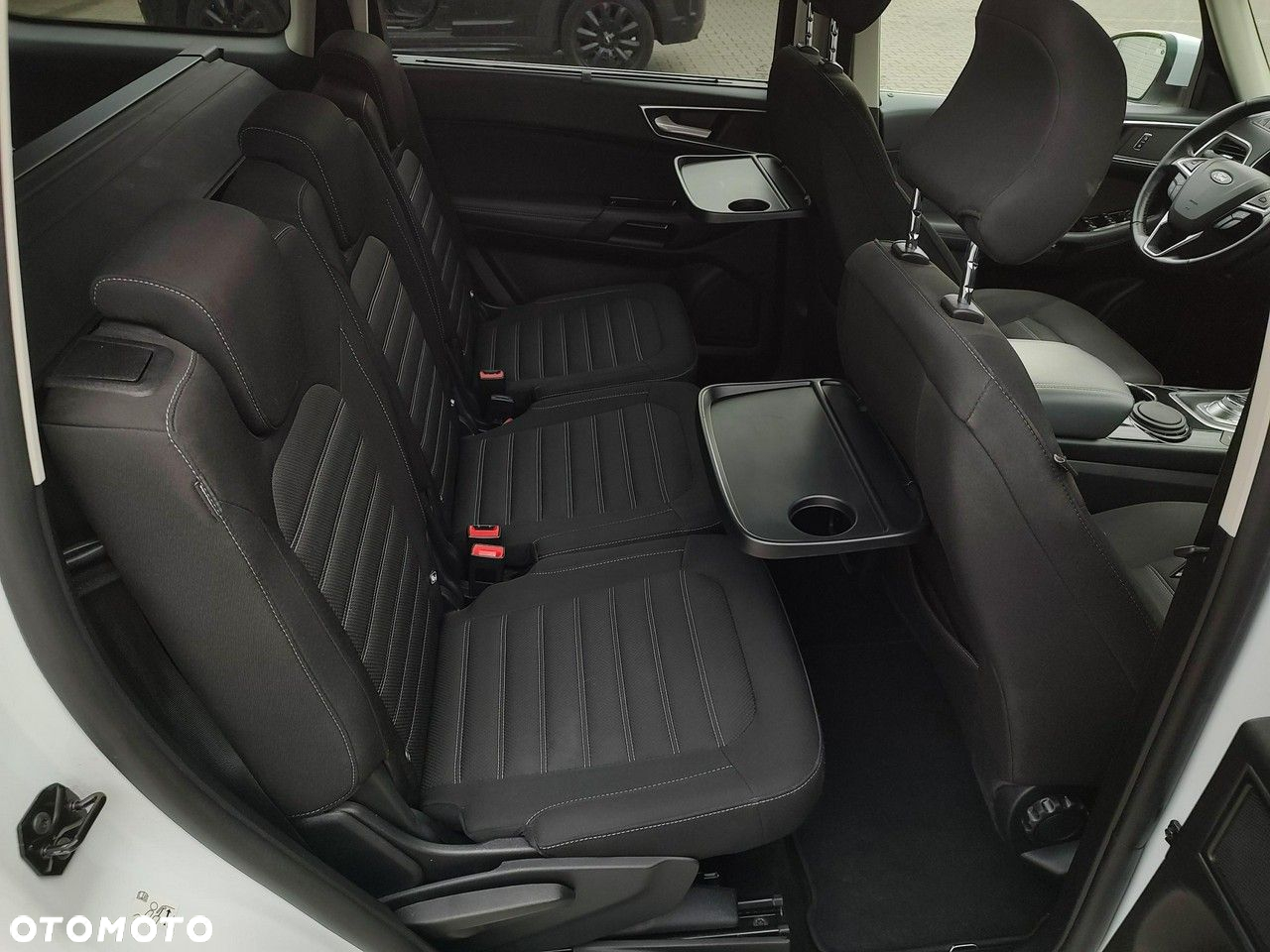 Ford Galaxy - 23