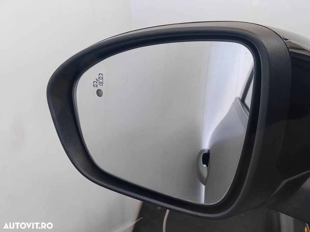 Renault Arkana MHEV 160 EDC RS Line - 25