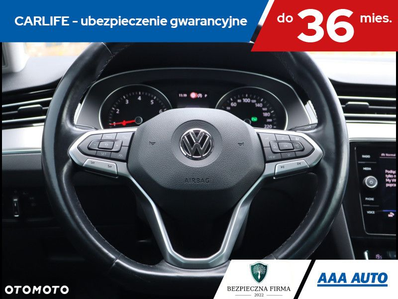 Volkswagen Passat - 18