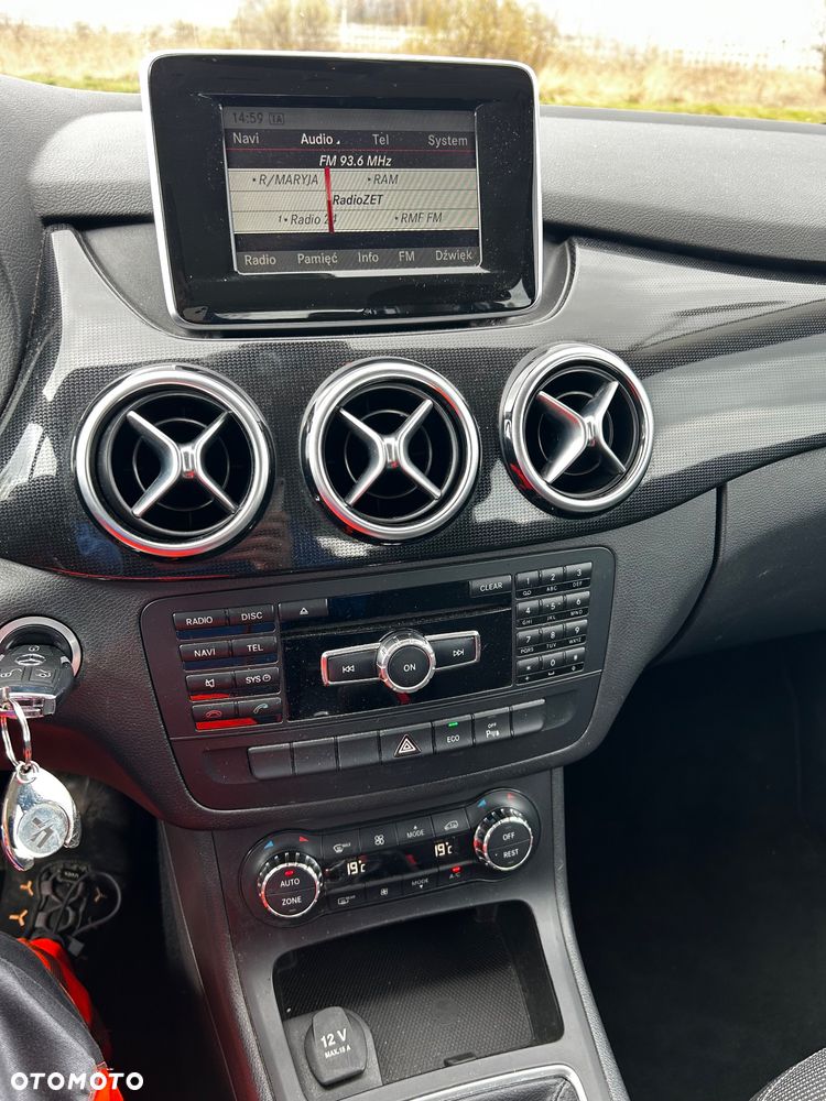 Mercedes-Benz Klasa B 180 CDI - 20