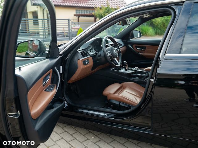 BMW Seria 3 335d xDrive Sport-Aut Luxury Line - 19