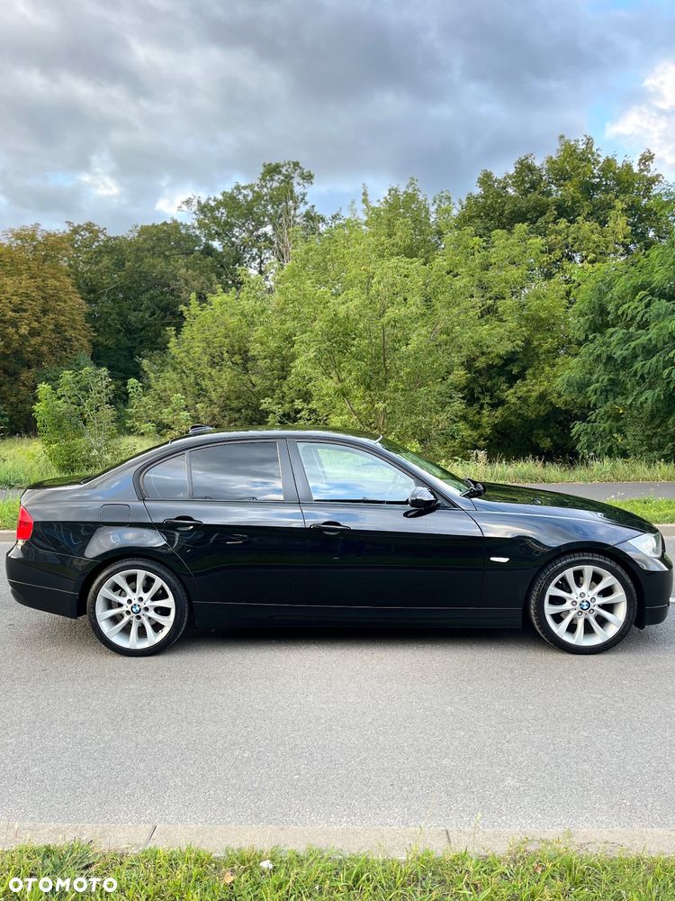 BMW Seria 3 318d - 12