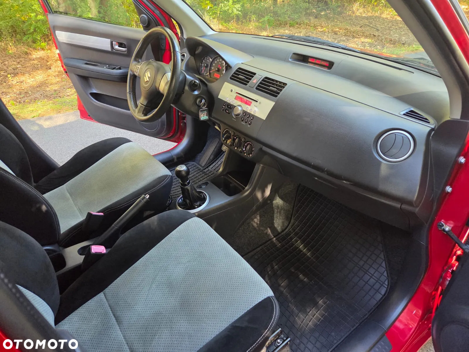 Suzuki Swift 1.3 Limited 25 - 14