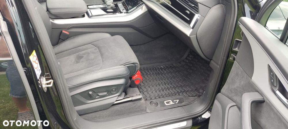 Audi Q7 - 27