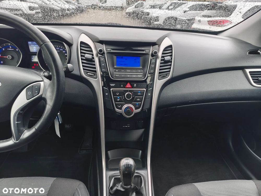 Hyundai i30 - 16