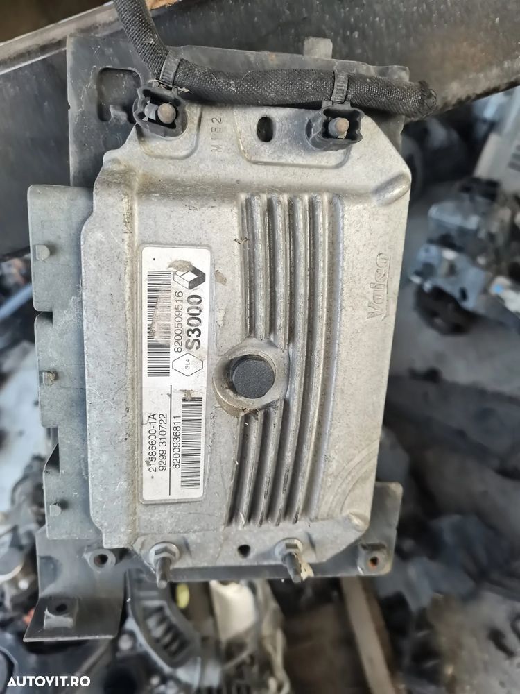 ECU Calculator motor Renault Kangoo 1.6 8200936811 8200509516 S3000 - 1