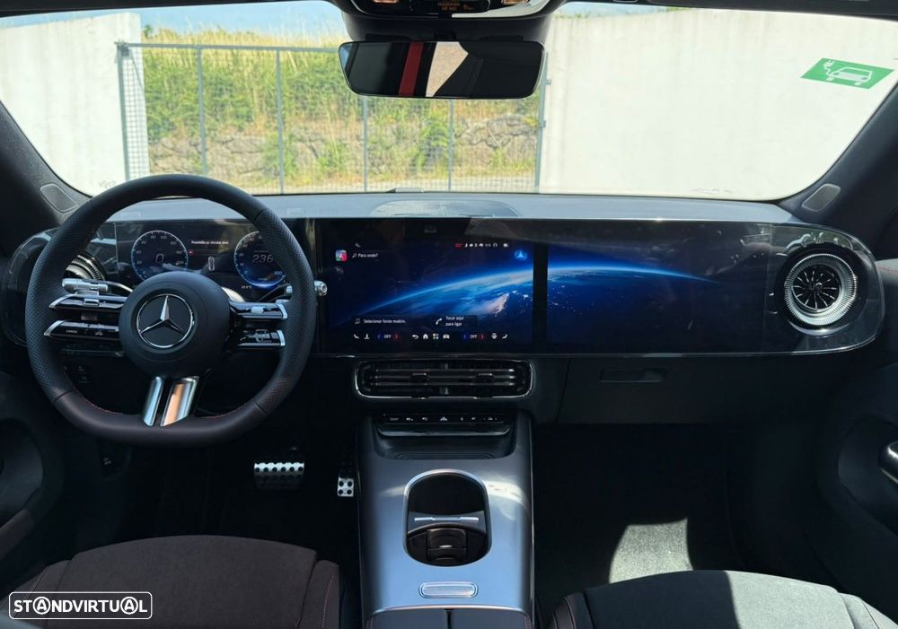 Mercedes-Benz CLA 250+ EQ Shooting Brake - 11