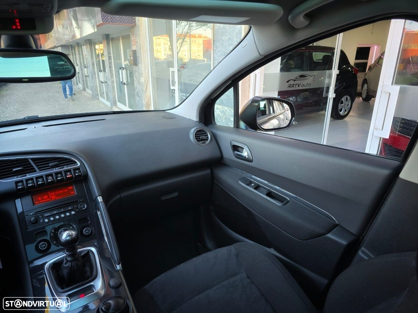 Peugeot 3008 1.6 HDi Premium - 23