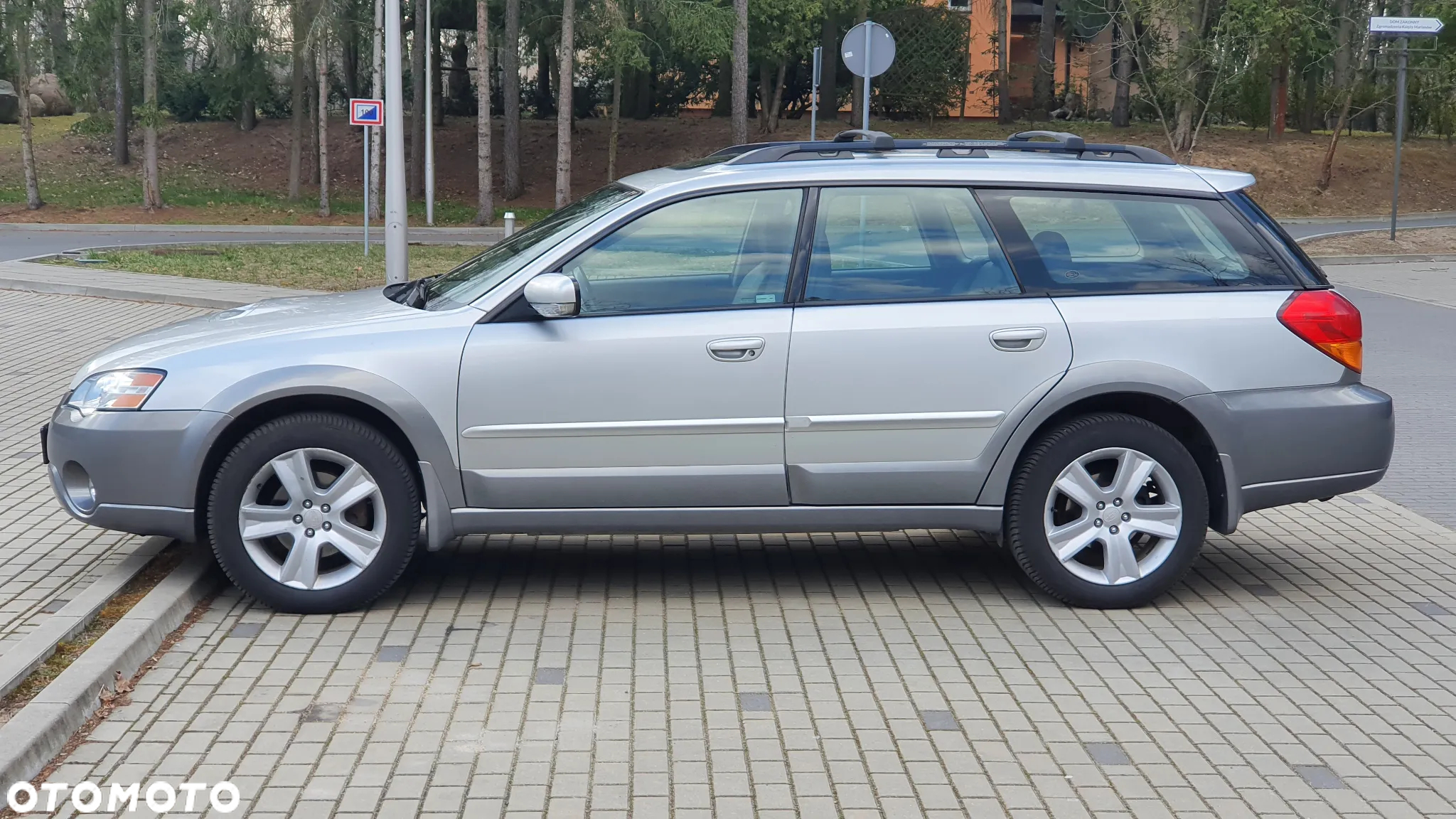 Subaru Outback - 4