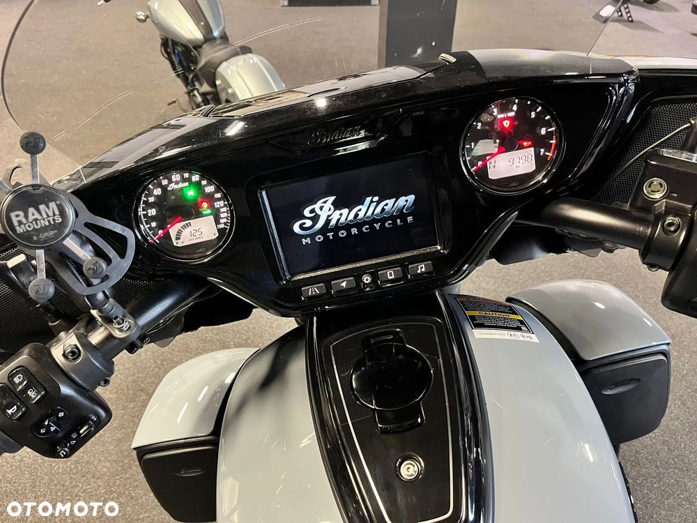 Indian Roadmaster - 5