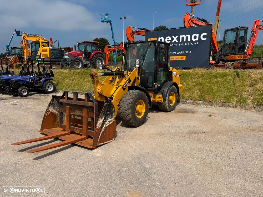 Caterpillar 906M - 1