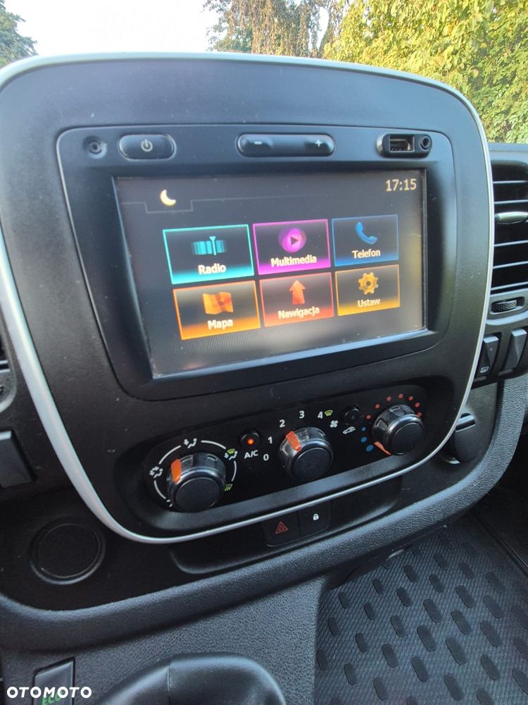 Renault Trafic Long L2 120koni 2017r Navi Klima Super stan - 13