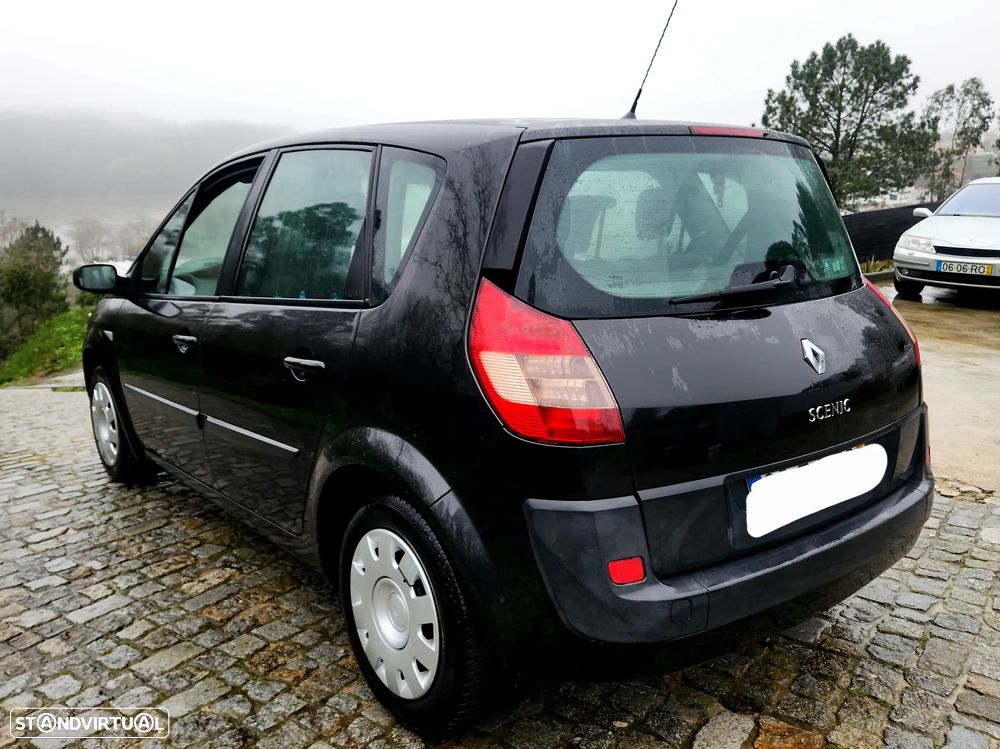 Renault Scénic 1.5 dCi Dynamique - 4