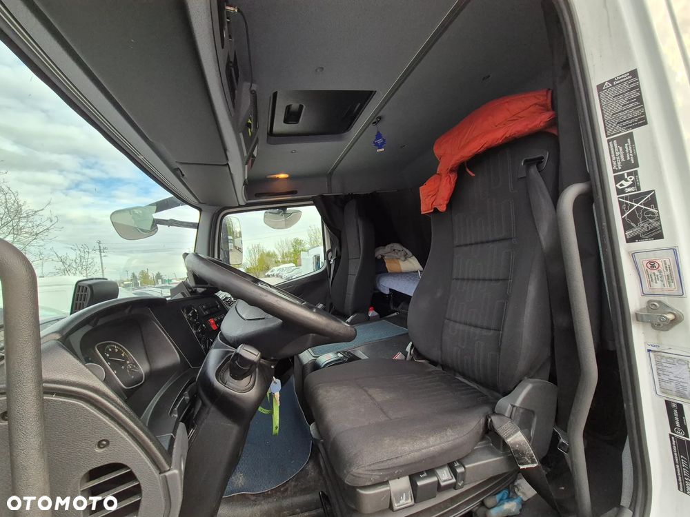 Mercedes-Benz ATEGO 1221 - 21