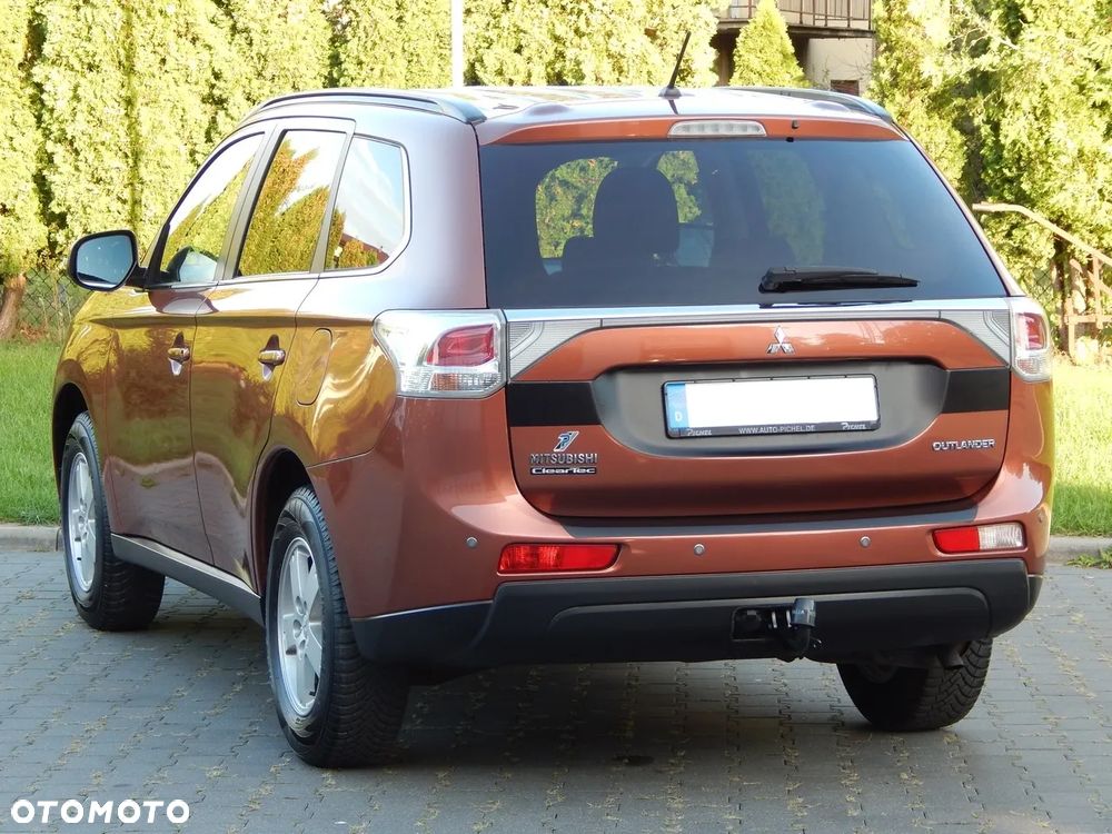 Mitsubishi Outlander 2012 photo 4