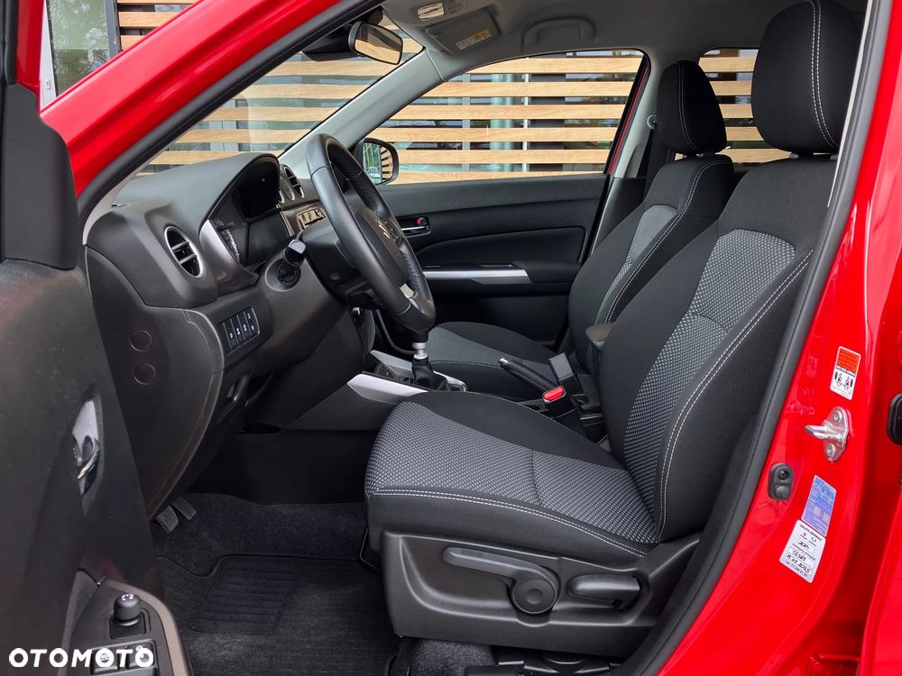 Suzuki Vitara 1.4 Boosterjet SHVS Elegance 2WD - 33