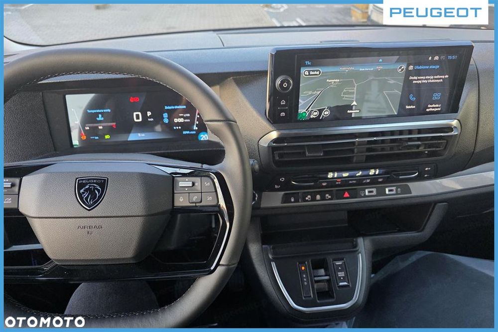 Peugeot Traveller - 18