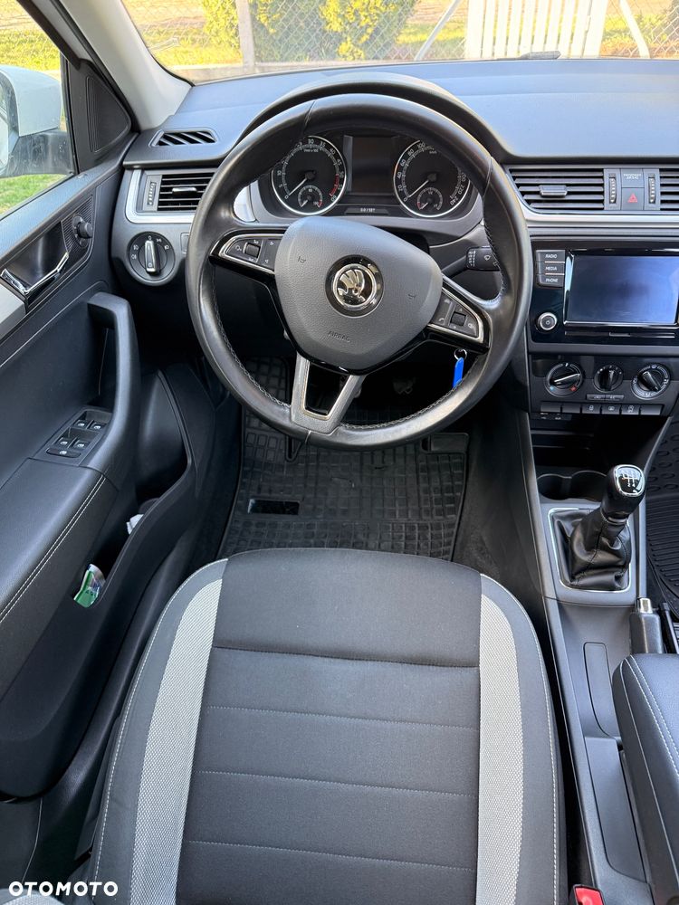 Skoda RAPID - 22