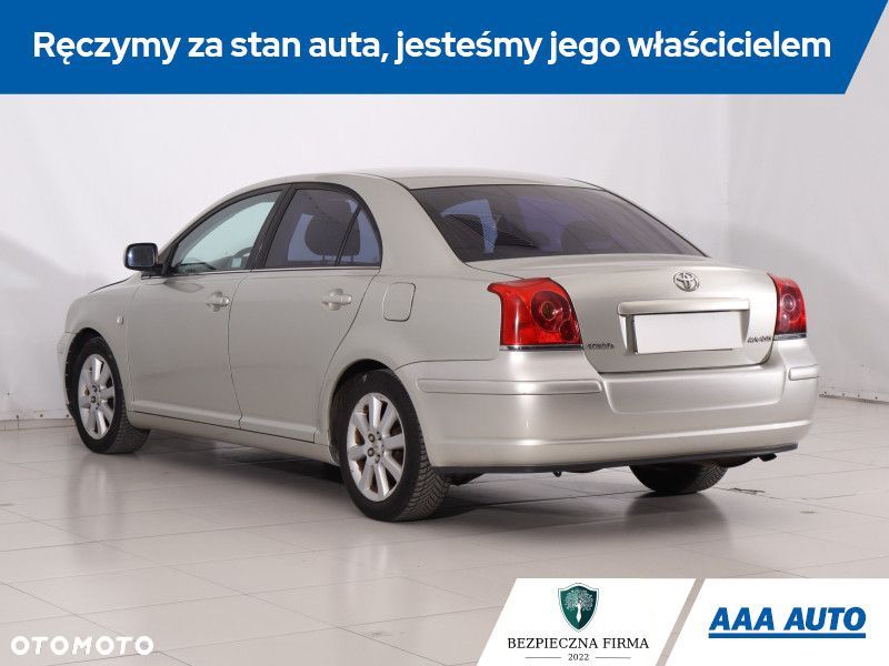 Toyota Avensis - 6