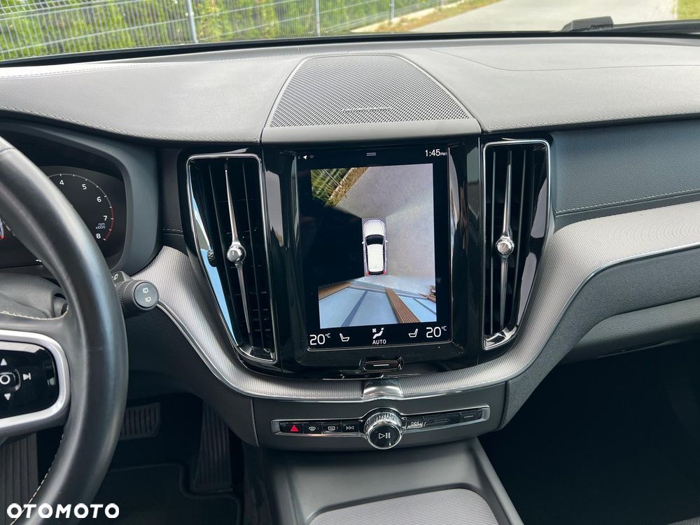 Volvo XC 60 B5 B AWD Inscription - 25