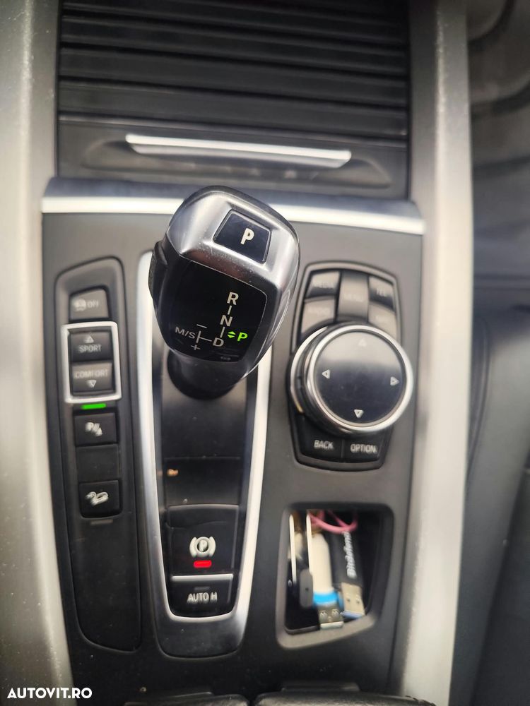 BMW X5 xDrive30d - 27