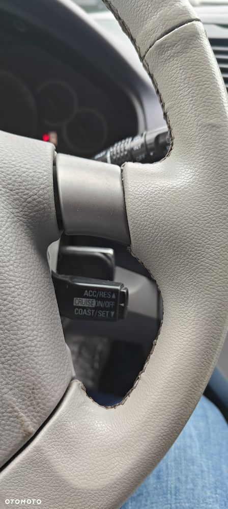 Mitsubishi Grandis 2.4 Intense - 16