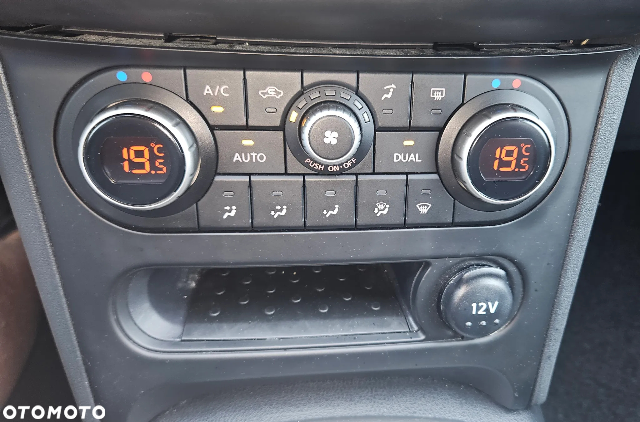 Nissan Qashqai 1.6 Tekna S/S - 12