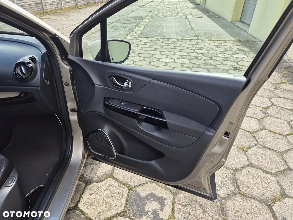 Renault Captur - 16