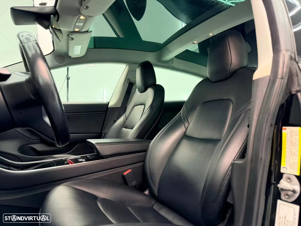 Tesla Model 3 Long-Range Dual Motor AWD - 16