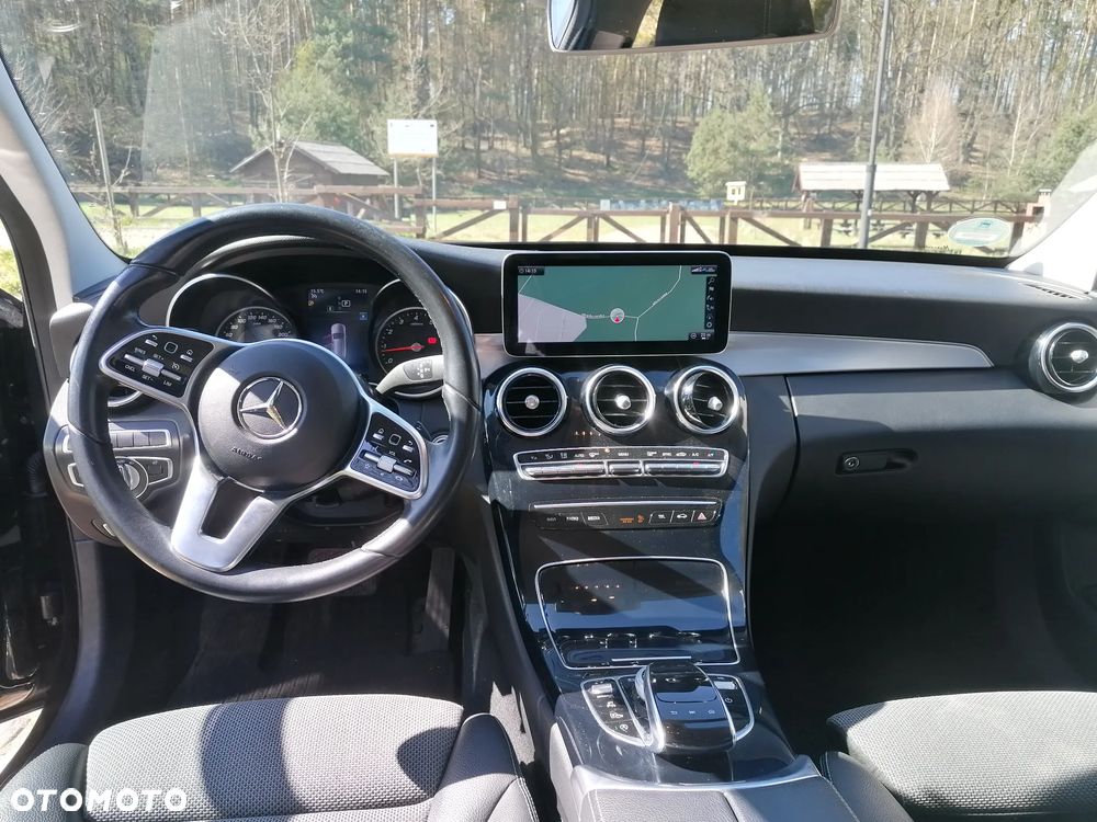 Mercedes-Benz Klasa C 180 9G-TRONIC Avantgarde - 19