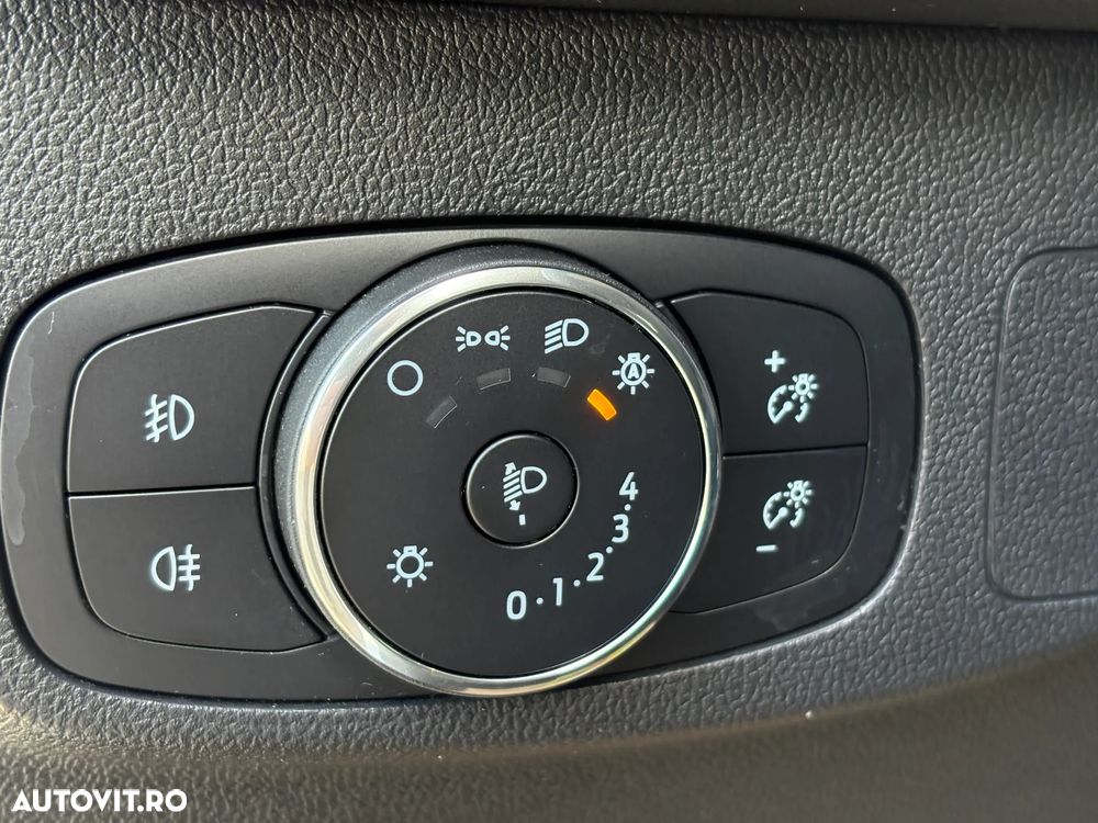 Ford Focus 1.0 EcoBoost ST-Line - 11