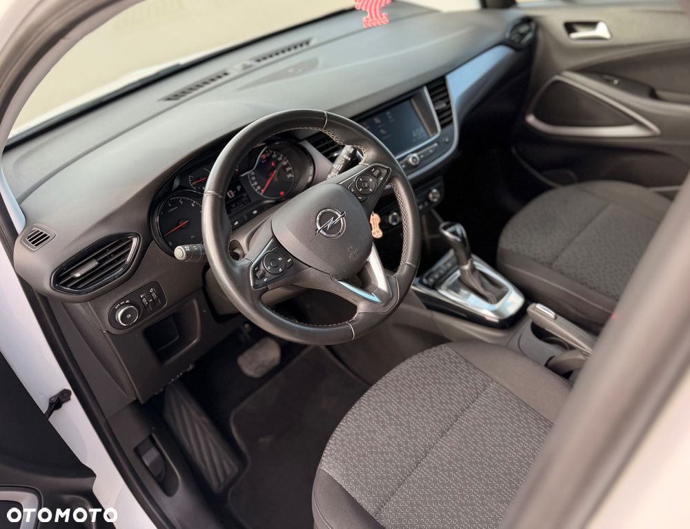 Opel Crossland - 15