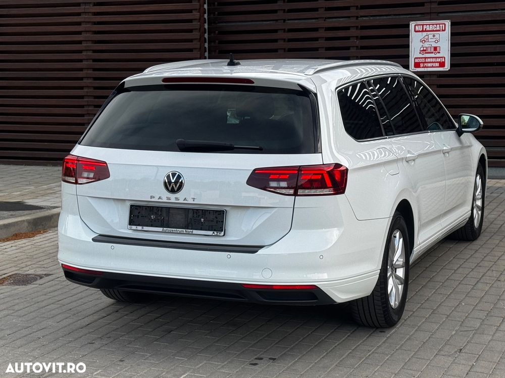 Volkswagen Passat 2.0 TDI DSG Comfortline - 10