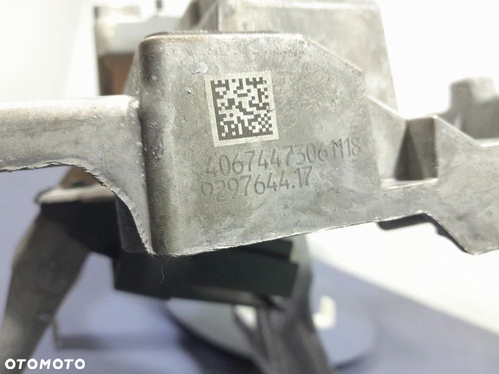 BMW M5 F90 G30 STELAŻ DESKI KONSOLI 9297646 - 6