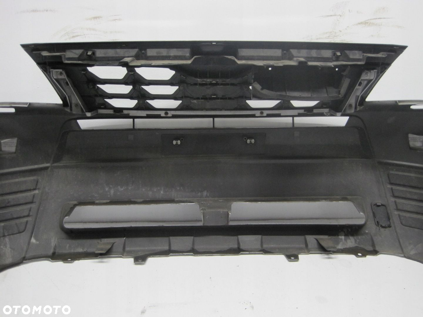 Zderzak SUBARU FORESTER III XENON 12R LED PRZEDNI - 12