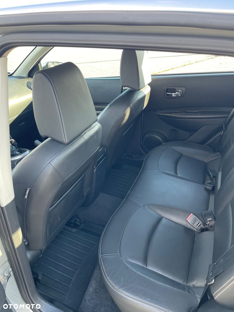 Nissan Qashqai 2.0 dCi 4 x 4 DPF tekna - 4