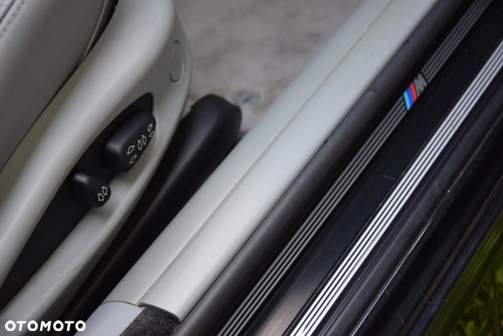 BMW Seria 3 325i Edition Sport - 35