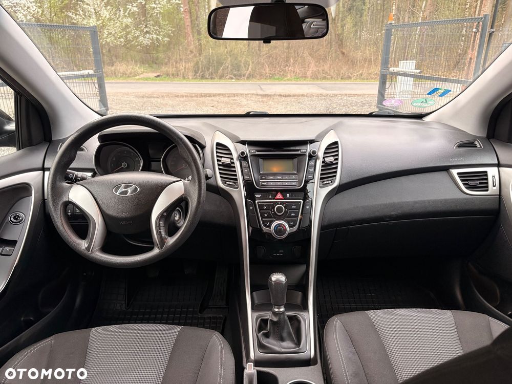 Hyundai i30 1.4 Comfort - 21