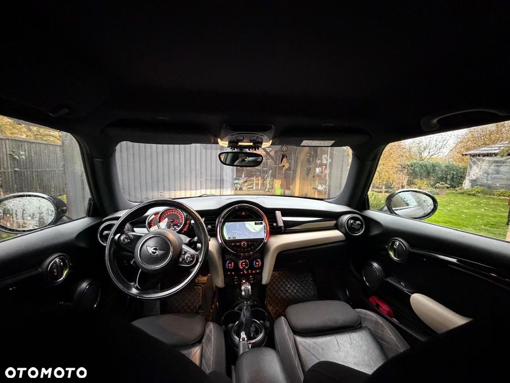MINI Cooper Standard - 9