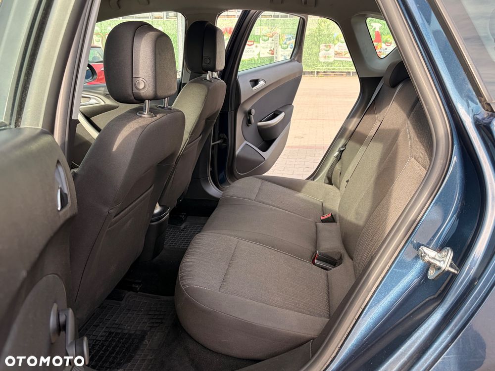 Opel Astra 1.4 Turbo - 8