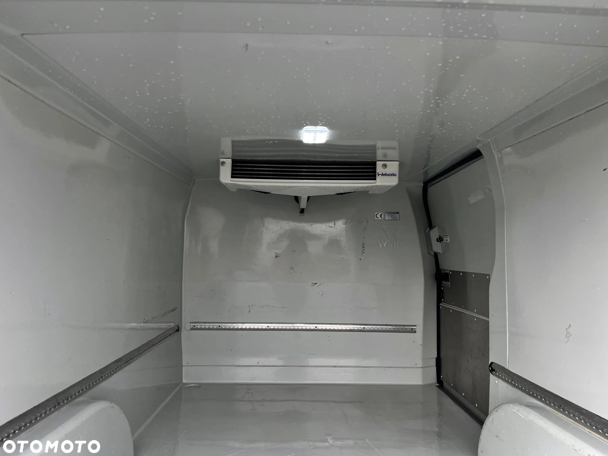 Ford Transit Custom Chłodnia/Mroźnia Izoterma/ 230V/ Import DE - 15