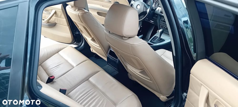 BMW Seria 3 330d DPF - 11