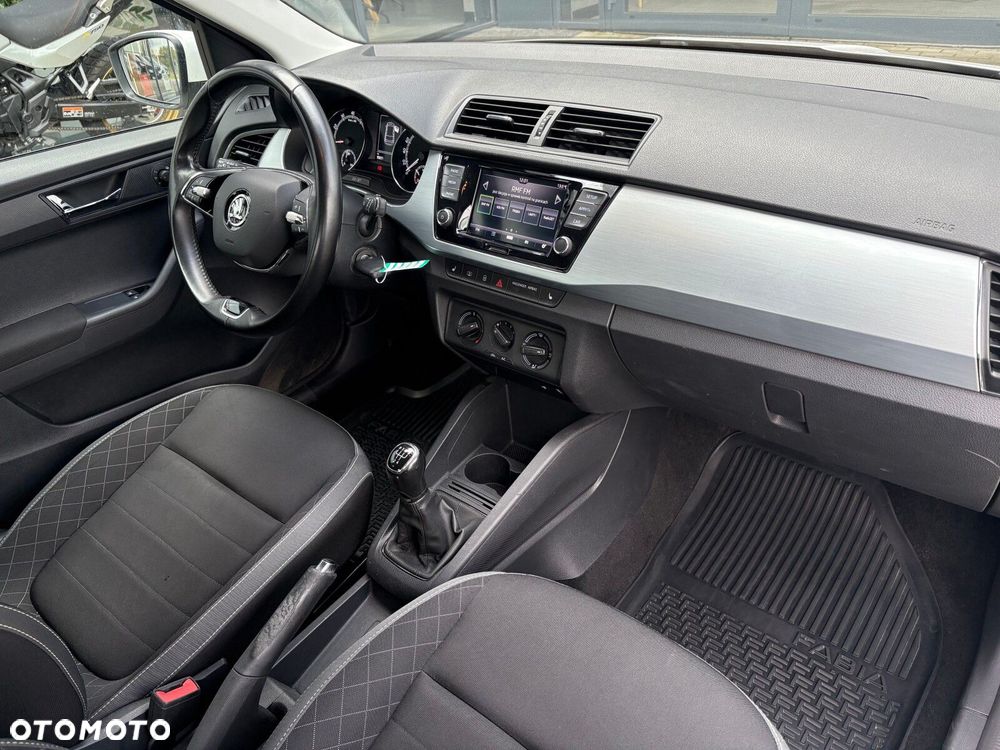 Skoda Fabia - 15