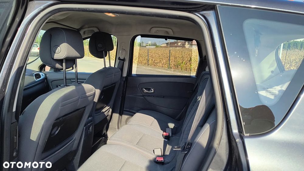 Renault Scenic 1.9 dCi Emotion Plus - 8
