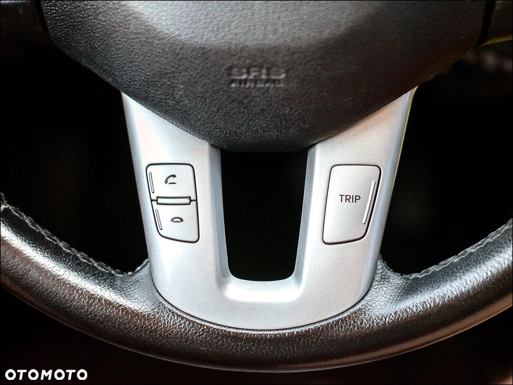 Kia Ceed - 16